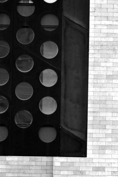 istock Shapes of Architecture 665629956