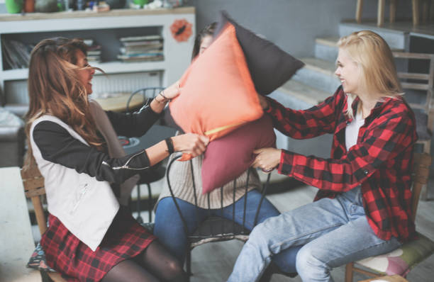 istock Best friends in a cafe. 665767896