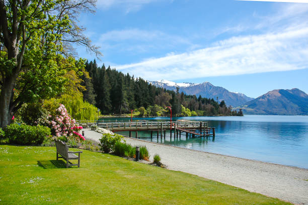 istock Lake Wakatipu in Queentown 665768462