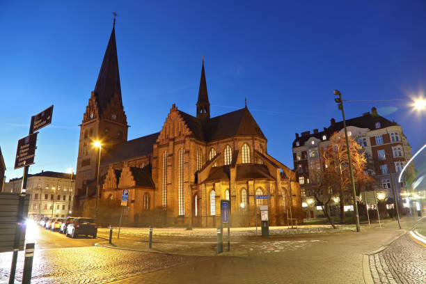 kościół świętego piotra, malmo, szwecja - st peters basilica zdjęcia i obrazy z banku zdjęć