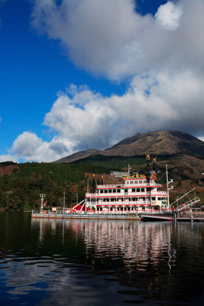 istock ASHI-Lake and Mt. komagatake 665870204