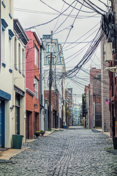 istock back street's of New York 665895026