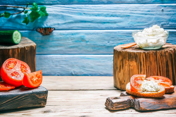 istock Cheese and vegetable sandwiches 665932510