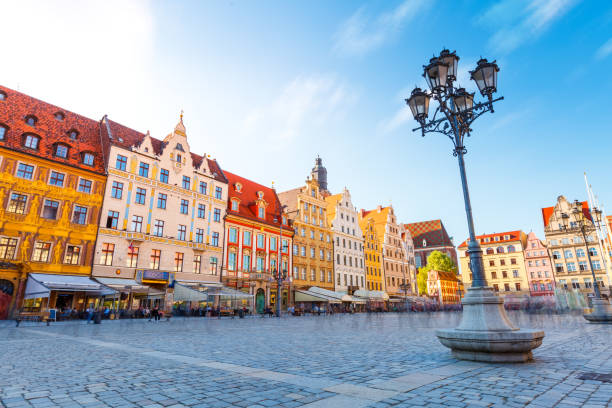 istock Fantastic view of the ancient city hall Wroclaw (Ratusz Wrocawski) 665935682