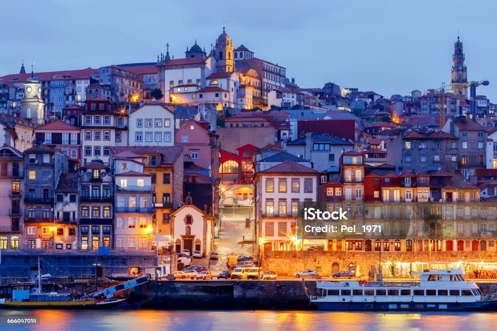 Porto. Cais à noite - Foto de stock de Porto - Portugal royalty-free