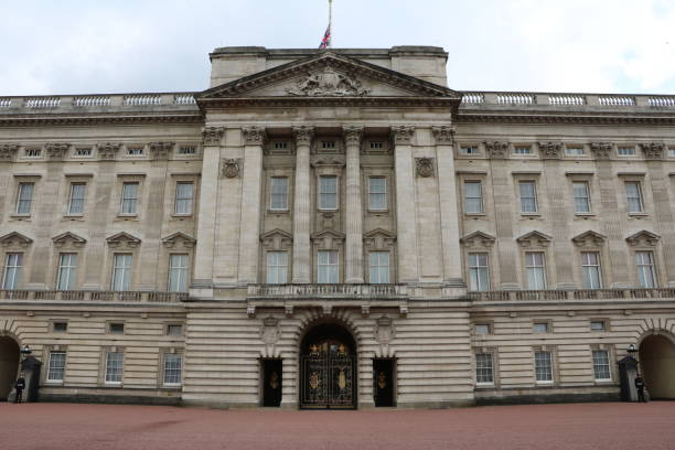 buckingham palace in london, united kingdom - prince philip imagens e fotografias de stock