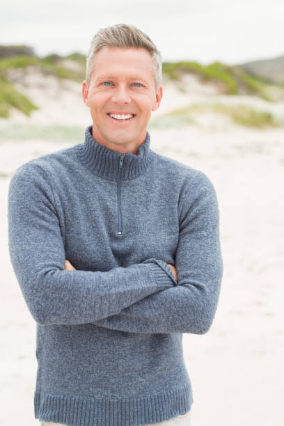 istock Smiling man with crossed arms 666178030