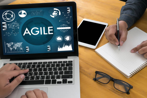 istock AGILE Agility Nimble Quick Fast Concept businessman working 666258568