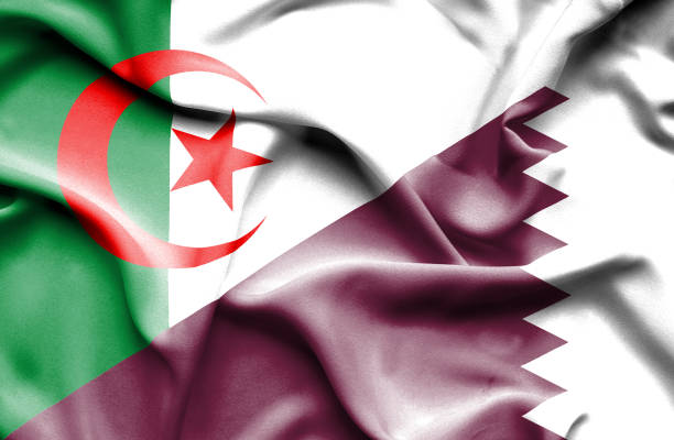 bandeira do qatar e argélia - algerian currency - fotografias e filmes do acervo