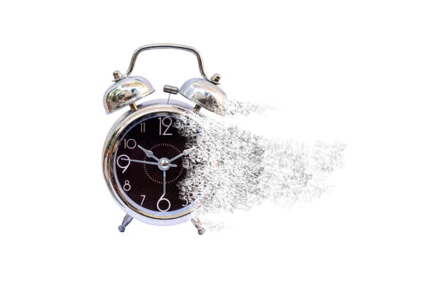 istock Watch stretch and fade 666315006