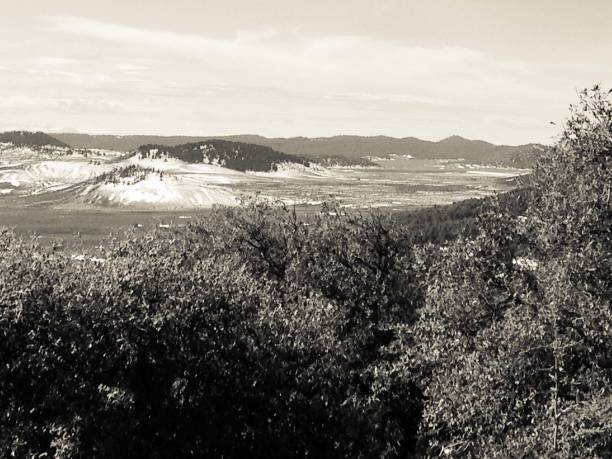 istock View of the distant mountains 666325906