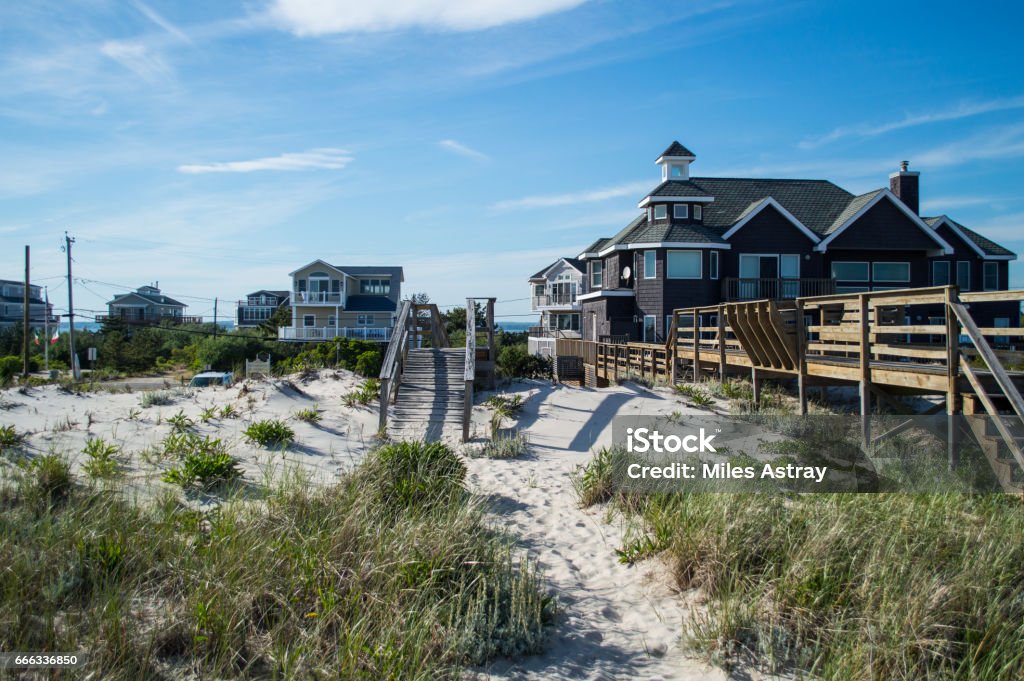 Beach Houses – Summer in the Hamptons, New York City, USA A summery day out at a beach in the Hamptons. The Hamptons Stock Photo