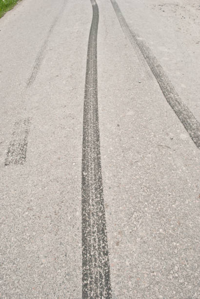 istock Trail of skid marks 666347302
