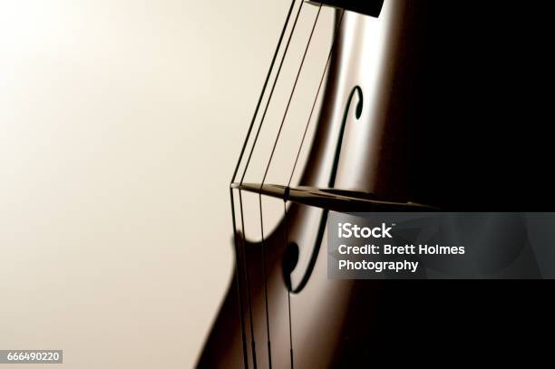 Cello Saiten Stockfoto und mehr Bilder von Musikinstrument - Musikinstrument, Orchester, Geige