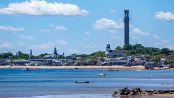 provincetown harbor capo cod - provincetown foto e immagini stock