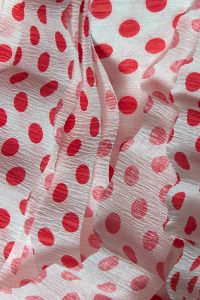 istock Red Polka dot Crepe paper streamers 666533326