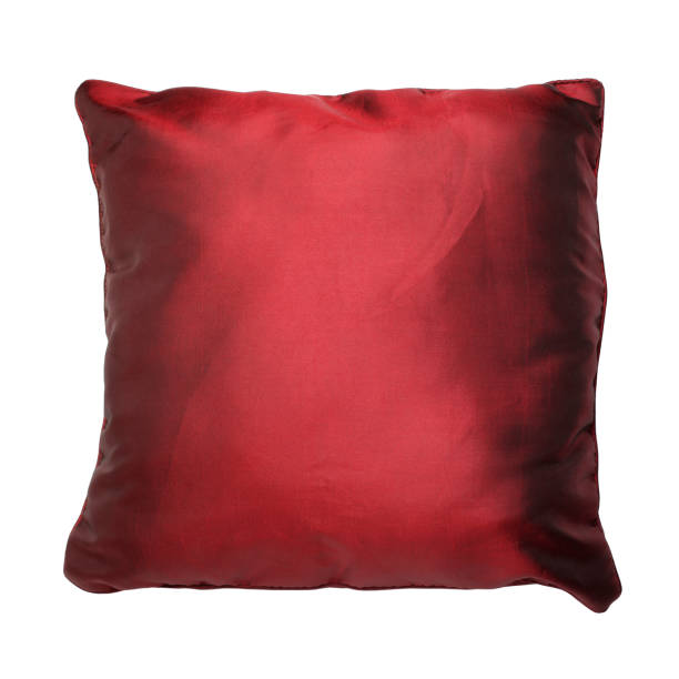 coussin en satin - bedding cushion purple pillow photos et images de collection