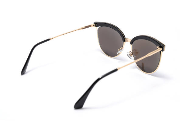 istock women's sunglasses isolated on white 666566778