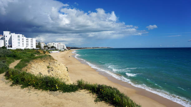 istock Algarve Coast in Albufeira 666604312