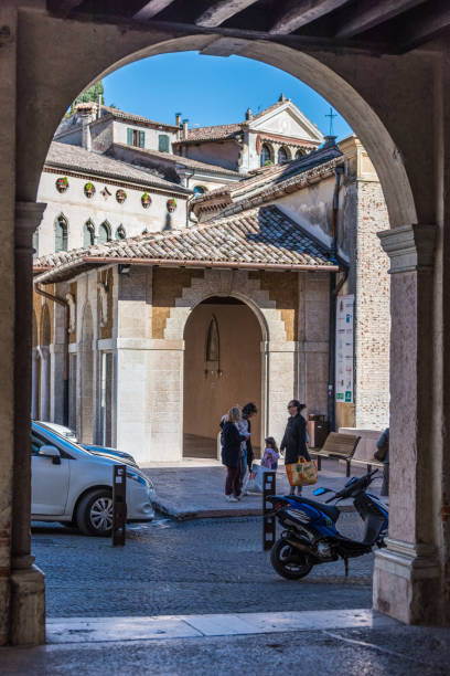 asolo,cathedral view from the palace of reason - circa 13th century circa 11th century circa 10th century romanesque imagens e fotografias de stock