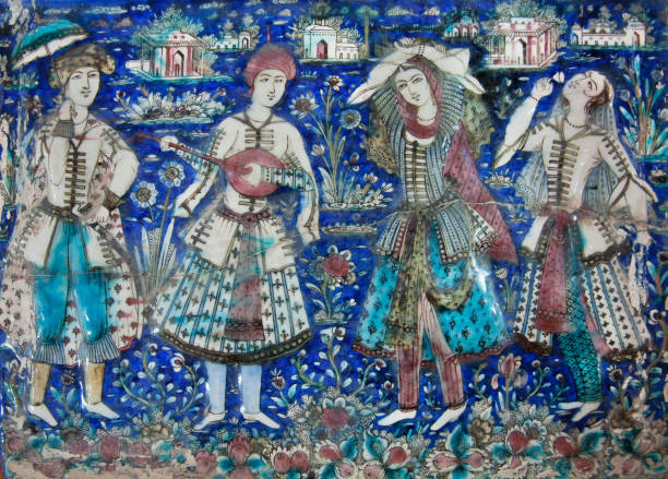 керамическая плитка xix века с музыкантом и дачами в саду, иран. выдающийся пример исламск�ой культуры - medieval music стоковые фото и изображения