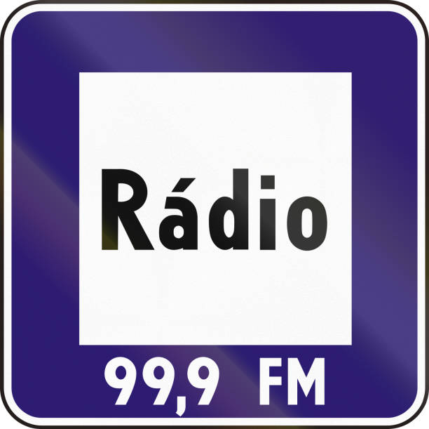 istock Road sign used in Slovakia - Radio traffic information 666785604