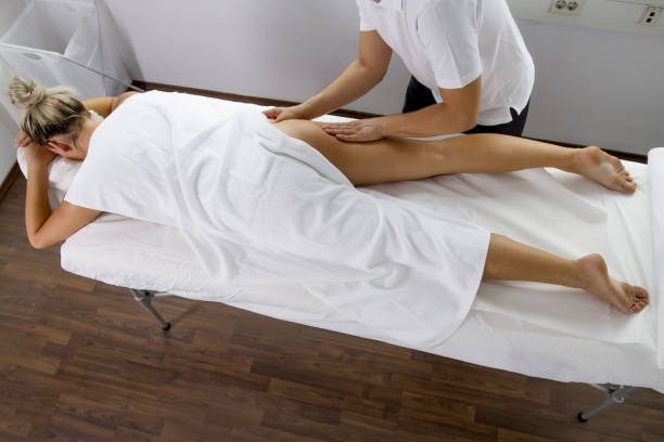 istock Myofascial Release Therapy - Human Leg 666798814