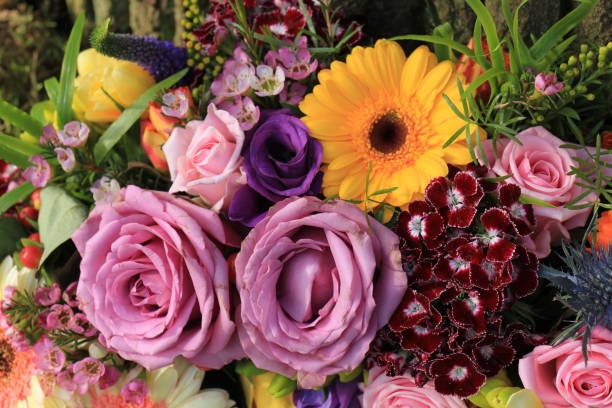 istock Colorful wedding flowers 666808422