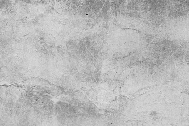 istock Wall fragment with scratches and cracks 666884154