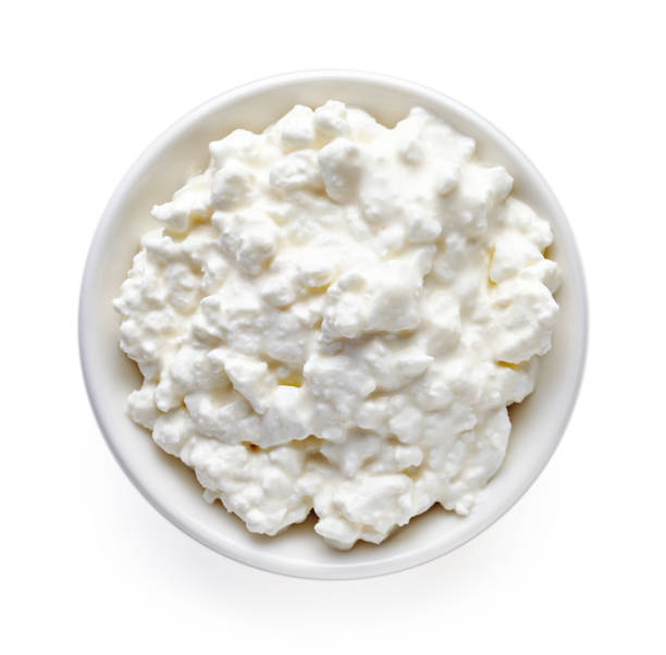 istock Bowl of cottage cheese from above 666899078
