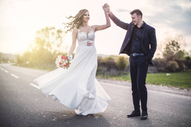 istock Happy wedding couple 666912554