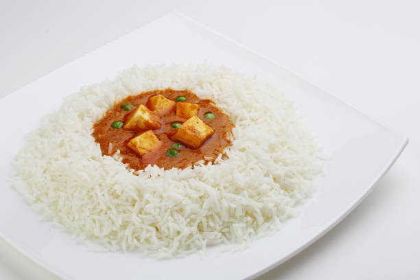 paneer makhani e riso - curry sauces foto e immagini stock