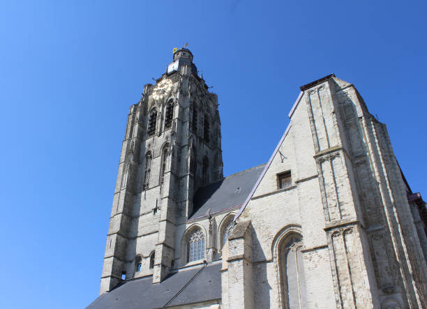 istock Oudenaarde, Sint Walburgakerk 666950630