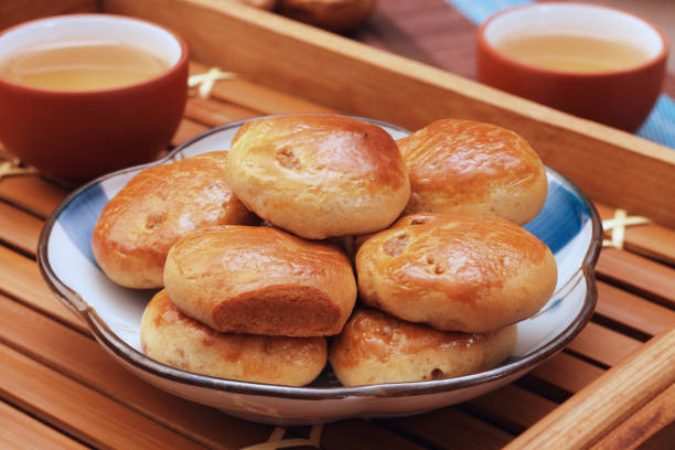 istock Chinese cookies, Chicken cookies 667037390
