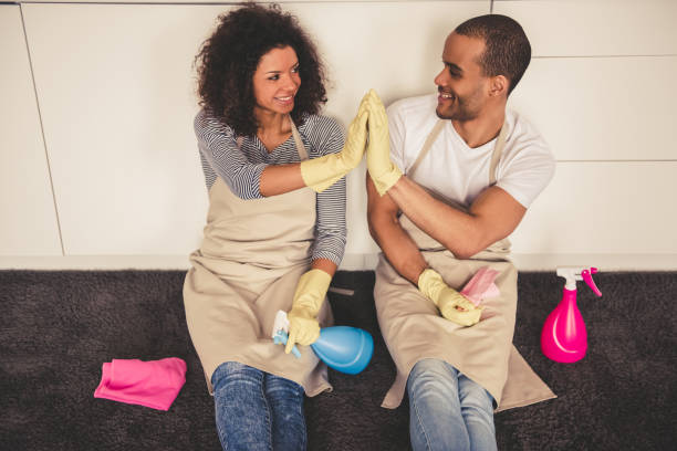 istock Afro American couple cleaning 667118528