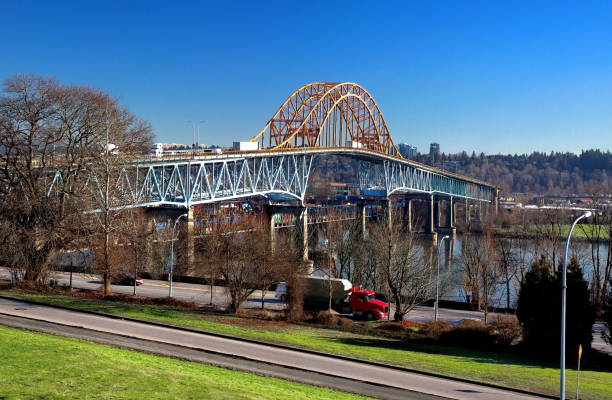 istock Pattullo Bridge  New Westminster 667234172