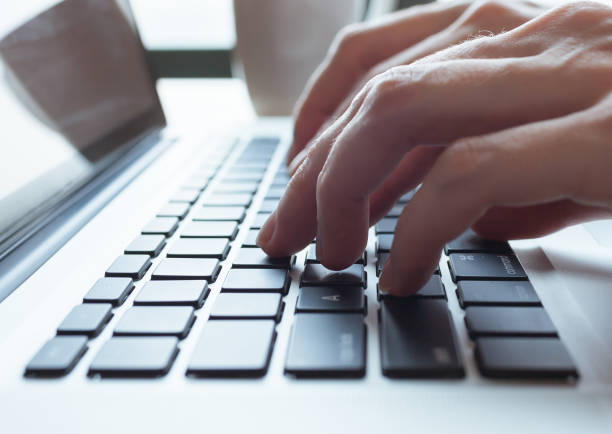 istock Businesswoman working with laptop 667315140