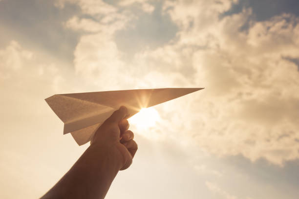 ¡tomar vuelo! - despegar actividad fotografías e imágenes de stock