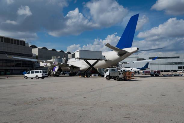 istock Commercial airplane with ground services 667333290