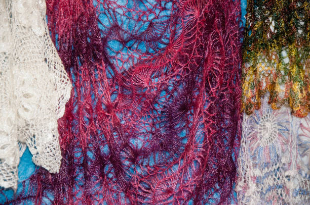 Patterns of the Orenburg downy shawl
