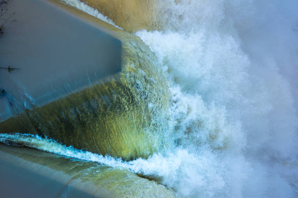 istock water flow to spillway on station dam, irrigation 667502040