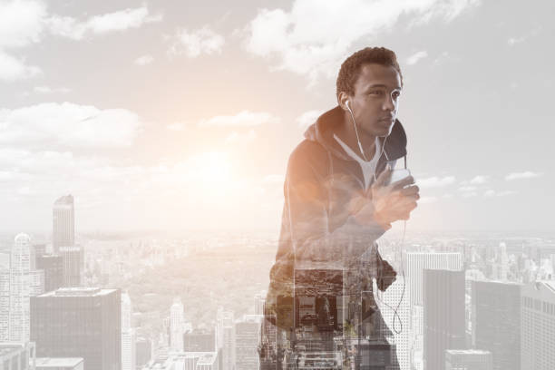 istock Jogging African American guy and a city 667592678