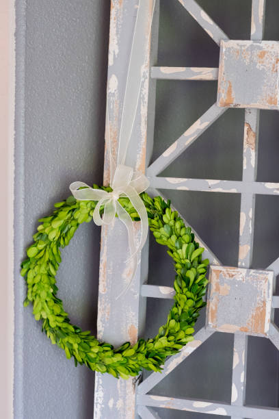 istock Green Wreath Decor at Home 667592814