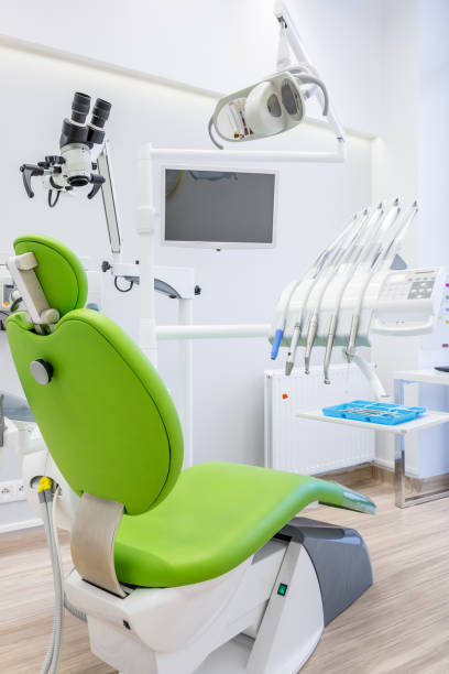 istock Professional dental clinic 667613822