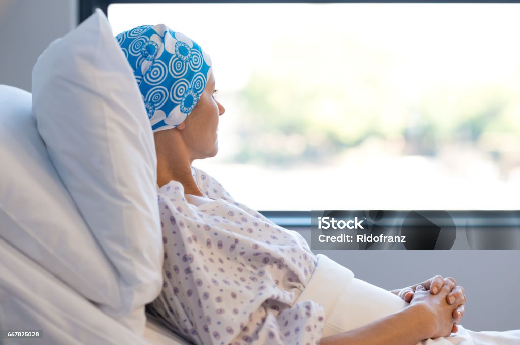 Paciente con cáncer descanso - Foto de stock de Cáncer - Tumor libre de derechos