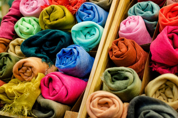 shawl and stall