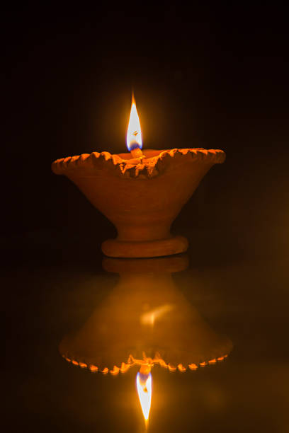 istock Diwali lamps 668023038