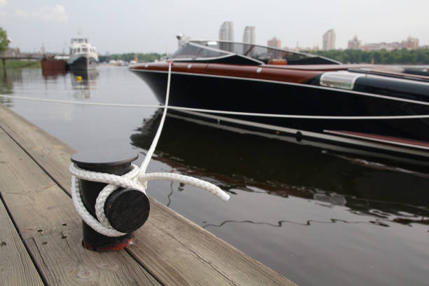 istock Motor boat and mooring rope closeup. Transport 668070294