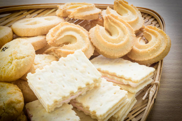 istock Cookies in bamboo bowl 668109634
