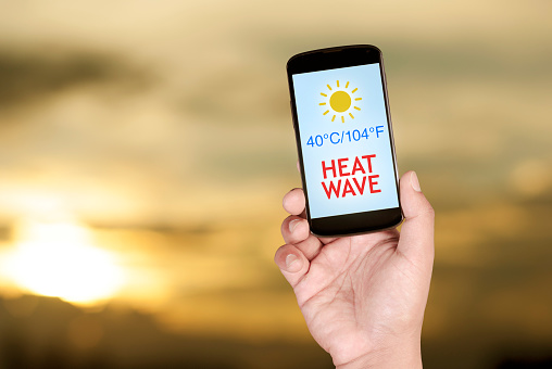 Summer heat wave alert in smartphone